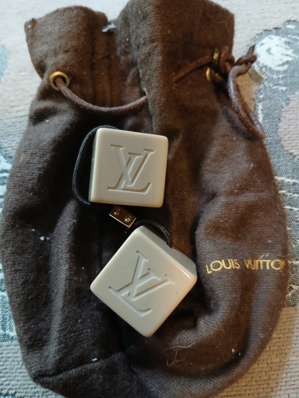 *Rare* Authentic Louis Vuitton Monogram Acrylic Hair Tie Cubes